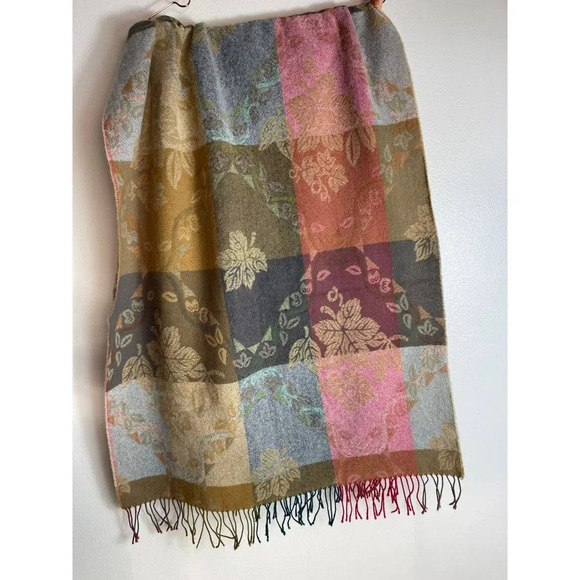 Vintage Corrierildo Italy Wool Reversible Fringe Blanket Scarf Winter Shawl - Picture 9 of 12